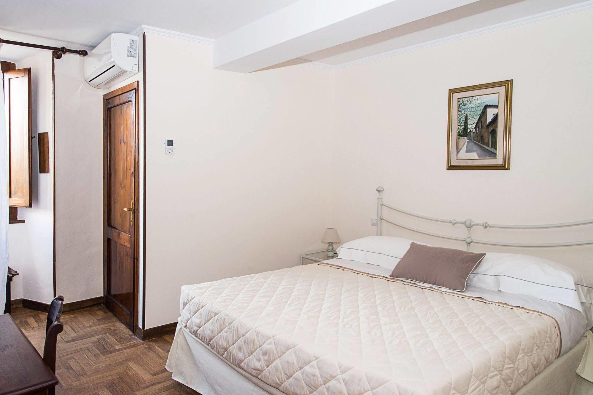Casalta Boutique Hotel Монтериджиони Экстерьер фото